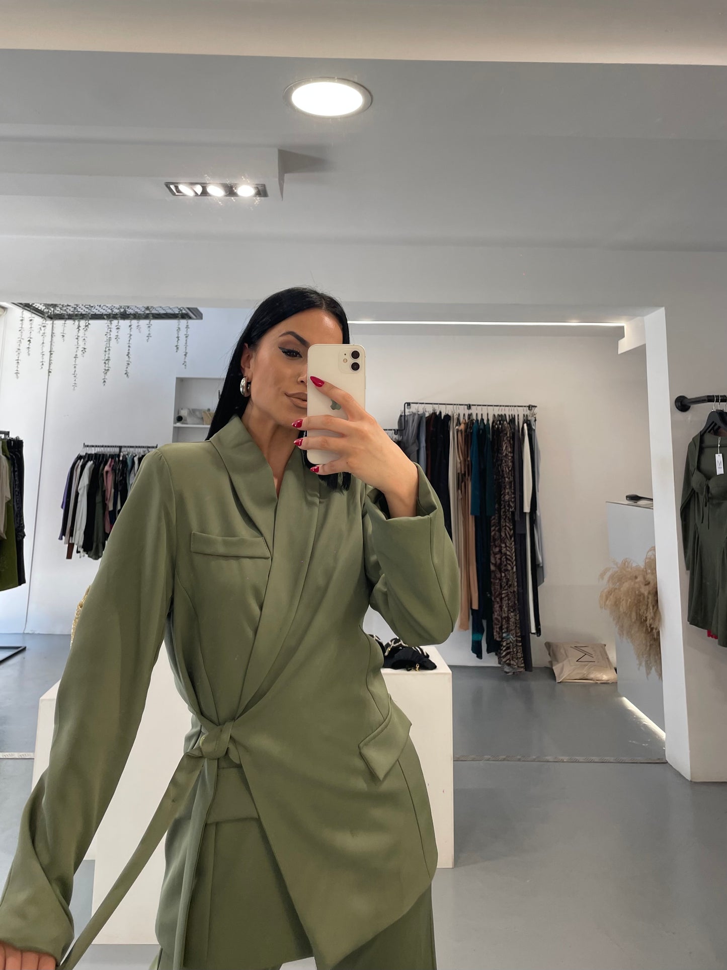 Vika Suit