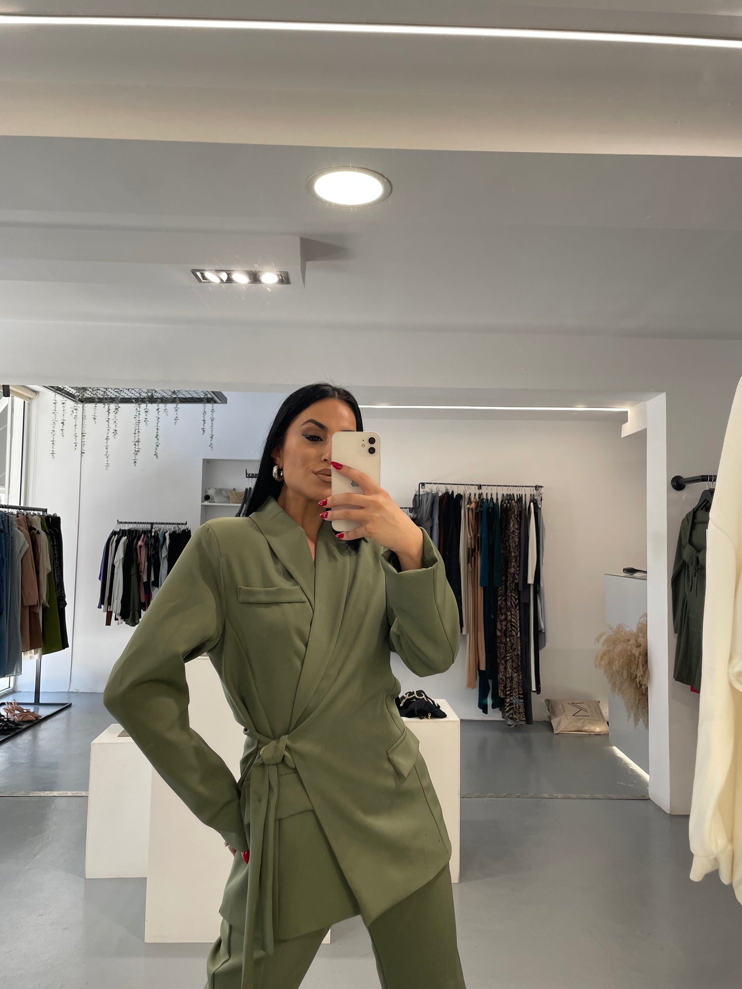 Vika Suit