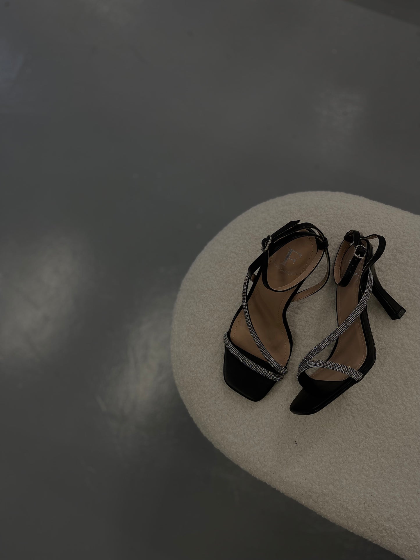 Emanuela Heels
