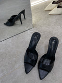 Black Mules M6323
