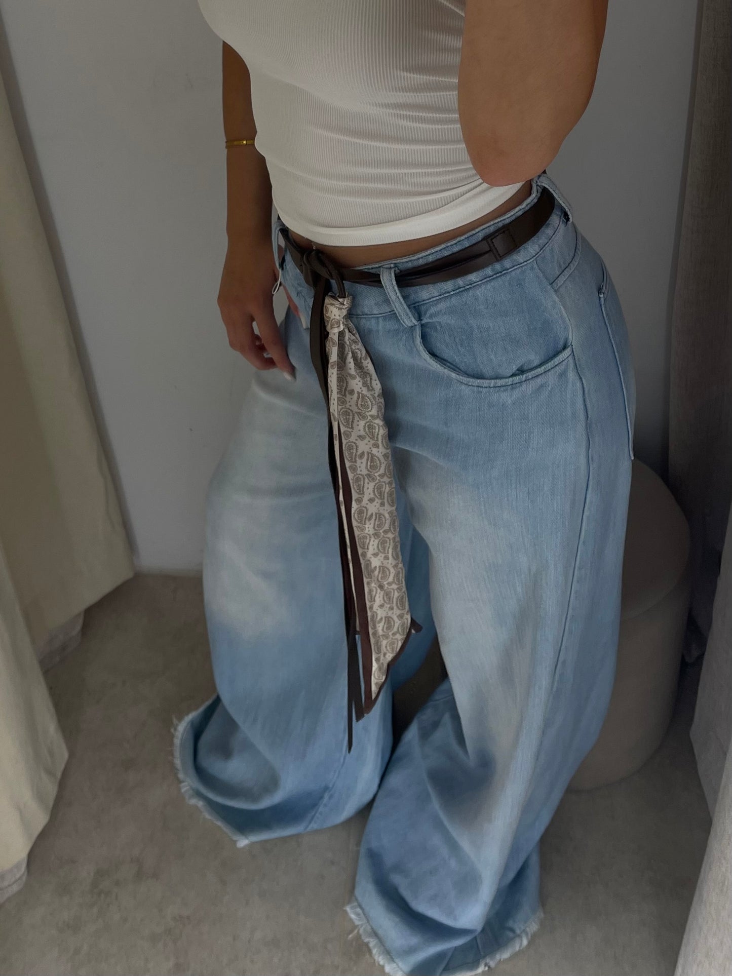 Loose Jean With Belt