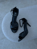 Black Heels LLS2