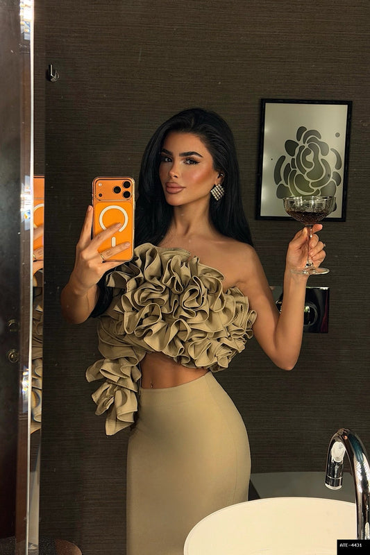Carlen Ruffle Set